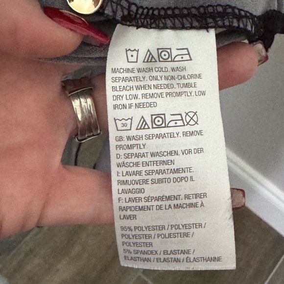 Susan Graver Black and Cream Lace Pattern Dress/ Tunic - Picture 4 of 10